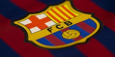 Barcelona earn €840M to top Money League