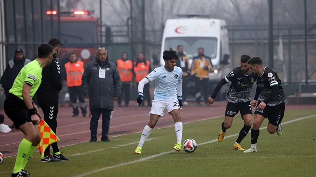 Alagöz Holding Iğdır FK 3 puanı 4 golle aldı!