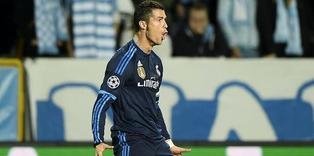Ronaldo efsaneler arasına girdi