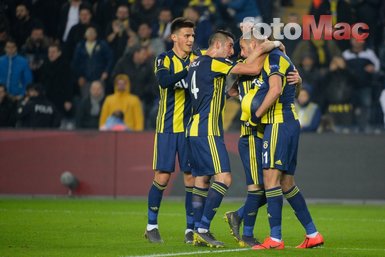 Fenerbahçe’de Ersun Yanal’da iki isme şok tepki!