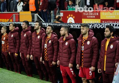 Galatasaray’dan ters köşe! Onyekuru derken...