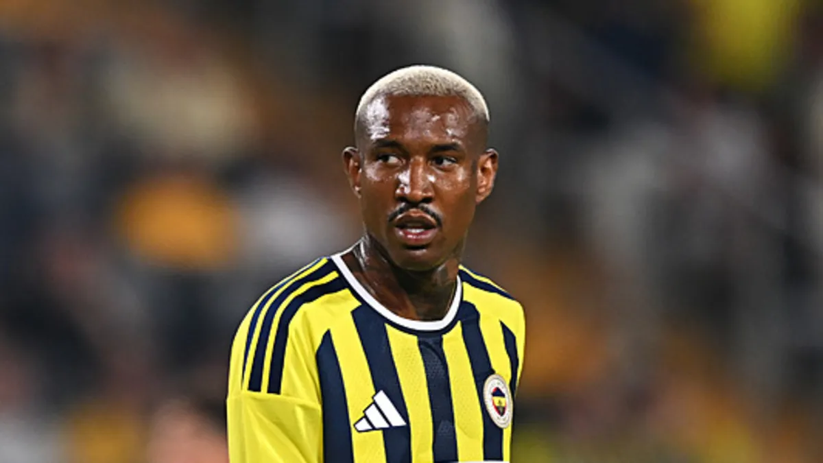 Talisca'nın Şanssızlığı: İki Kez Direkten Döndü