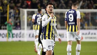Cengiz Ünder sahaya indi