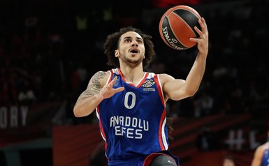 Anadolu Efes’in yıldız ismi Shane Larkin hayata basketbolla tutunmuş!