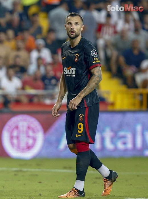 İsviçre Milli Takım Teknik Direktörü Hakan Yakın'dan Seferovic açıklaması! "Galatasaray'da oynamasını diliyoruz"