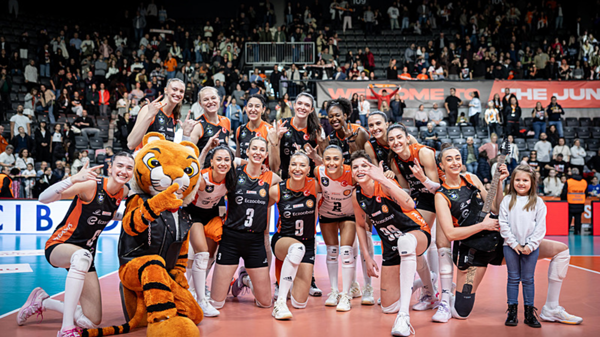 Eczacıbaşı Dynavit, Beşiktaş'ı 3-0 mağlup etti