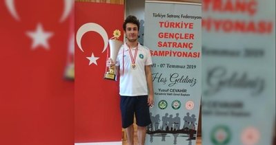 Canalp Cansun Türkiye Satranç şampiyonu