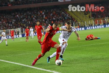 Spor yazarları Türkiye-Arnavutluk maçını değerlendirdi