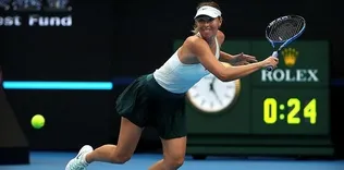 Sharapova çeyrek finali göremedi