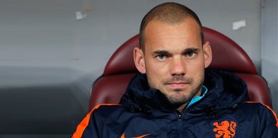 Sneijder'den flaş karar!