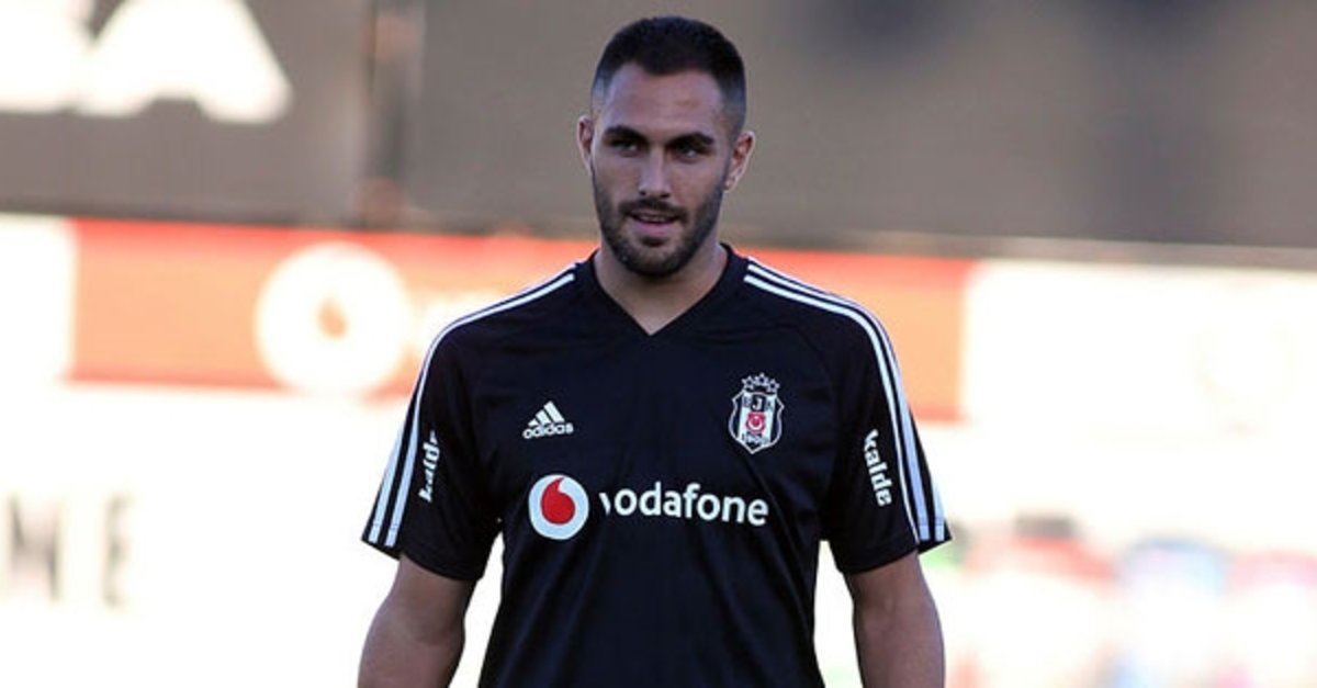 Besiktas Son Dakika Transfer Victor Ruiz In Yerine Maya Yoshida Fotomac