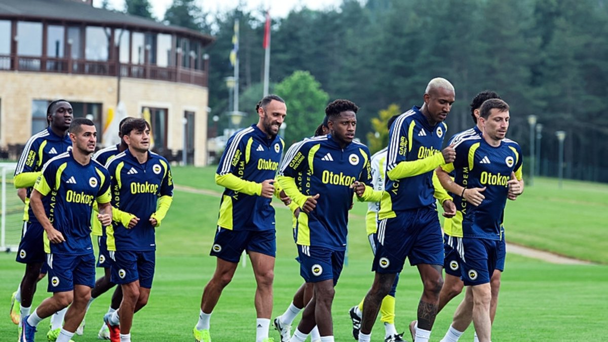 Fenerbahçe'de 2 yıldız isim için "dokunulmazlık" kararı!