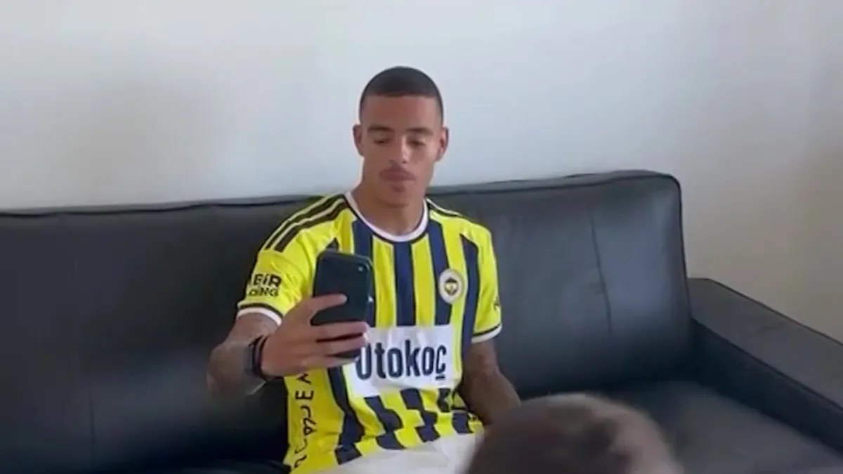 Fenerbahçe'nin yeni transferi Mason Greenwood formayı giydi! İşte ilk görüntüler