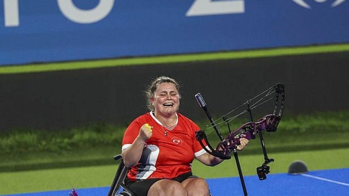 Milli para okçu Öznur Cüre Girdi altın madalya kazandı!