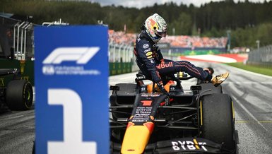 F1 Avusturya Grand Prix'sinde sprint yarışının galibi Max Verstappen oldu
