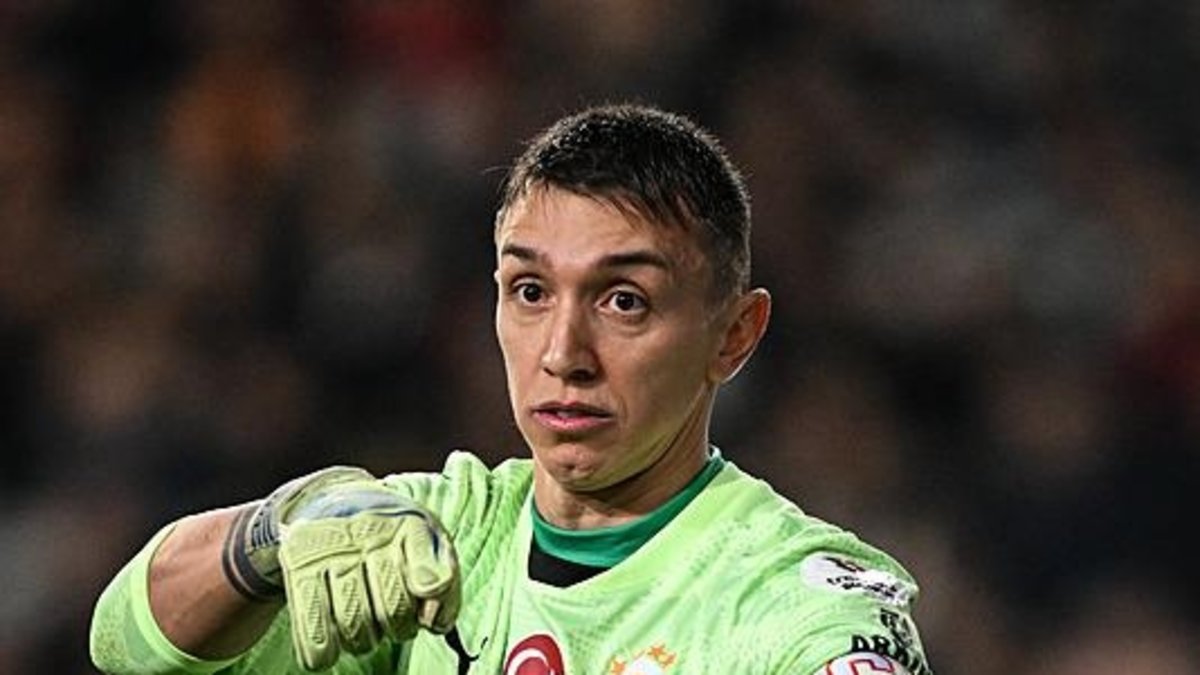 Fernando Muslera: Sakin olmalıyız