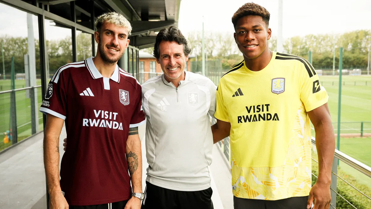 Aston Villa, Japon kaleci ve İtalyan sol beki kadrosuna kattı