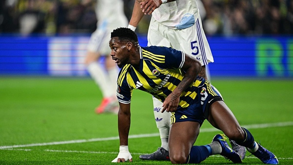 Fenerbahçe'de Jhon Duran'a büyük sürpriz! Transferi...