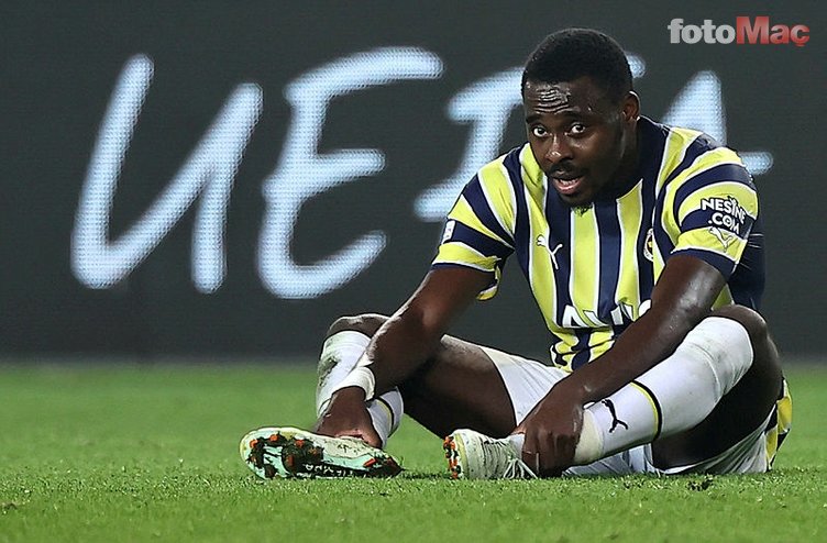 Fenerbahçe'de yol ayrımı! 2'si kesin 8'i belirsiz liste açıklandı