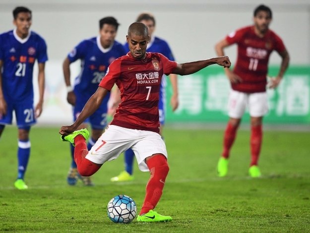 Galatasaray’da Alan Carvalho ilk hedef