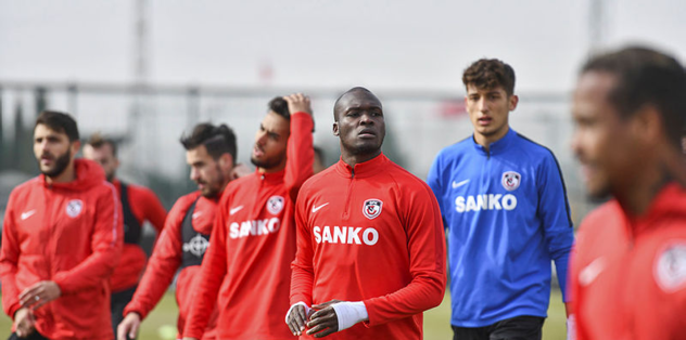 Moussa Sow İtalya Serie B'ye transfer oldu!