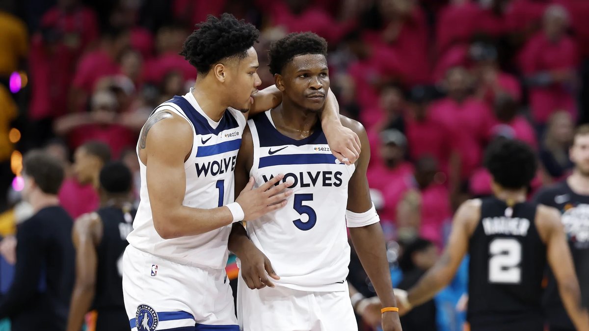 NBA'de Timberwolves, Wembanyama'nın tarihe geçtiği maçta Spurs'ü yendi!