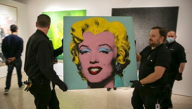 Andy Warhol'un ünlü Marilyn Monroe portresi açık artırma rekoru kırdı! 195 milyon dolar...