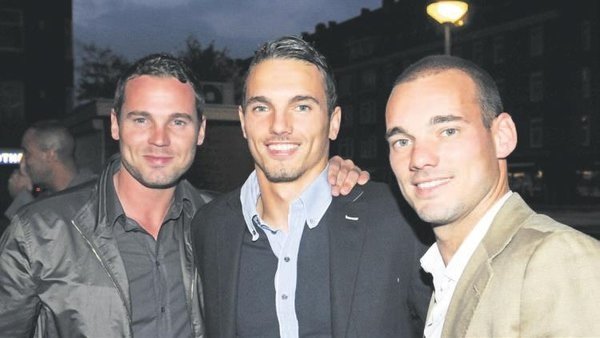 Aile Boyu Mutluluk Iste Sneijder Gercekleri Son Dakika Galatasaray Haberleri Fotomac