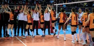 Aslan yolu yarıladı