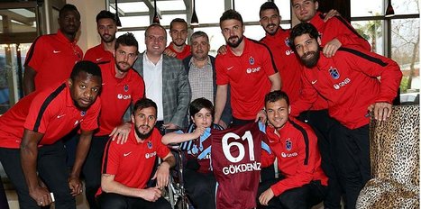 Trabzonlu futbolculardan örnek hareket