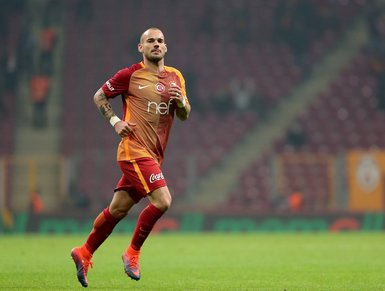 Sneijder aylar sonra golle buluştu