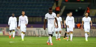 Emenike’den yeni model