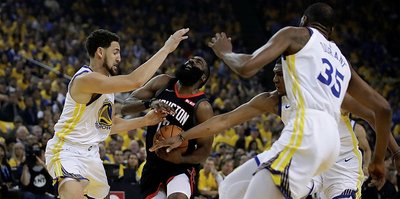 Warriors seride avantajı yakaladı