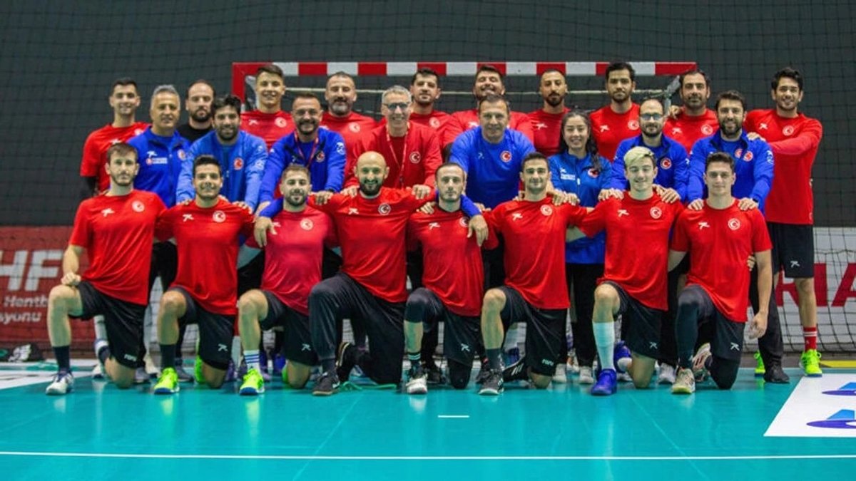 A Milli Erkek Hentbol Takımı'nın kamp kadrosu belli oldu!