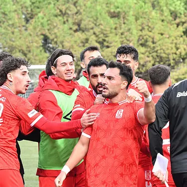 Balıkesirspor rövanşı aldı
