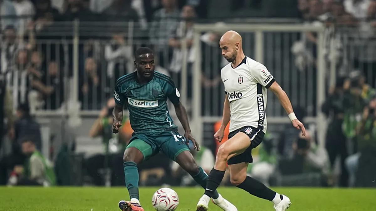 Cerny asist yaptı sakatlanıp çıktı