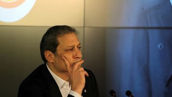 Galatasaray'da yangın var!