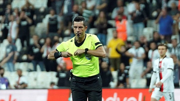 Beşiktaş Adana Demirspor maçında ilginç gol!