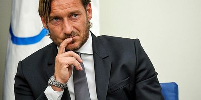 Totti launches attack on Roma