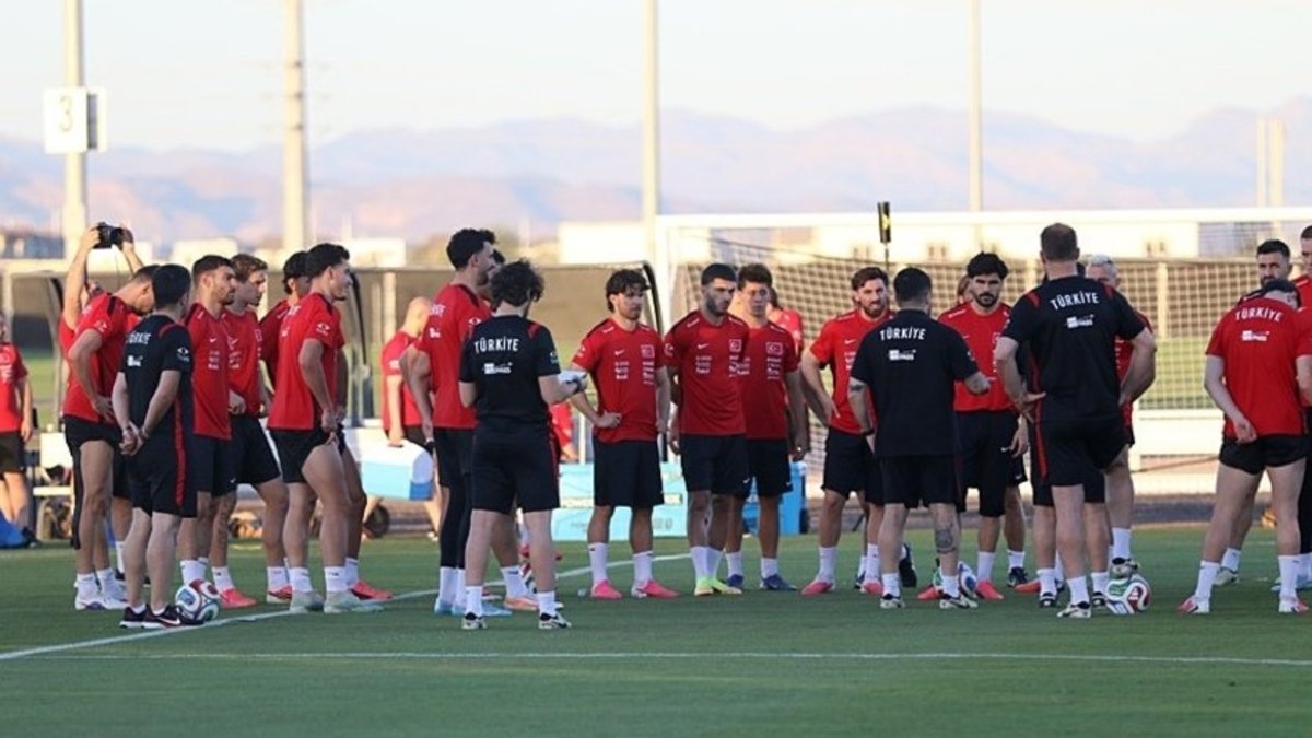 A Milli Futbol Takımı Arizona'da son antrenmanını yaptı