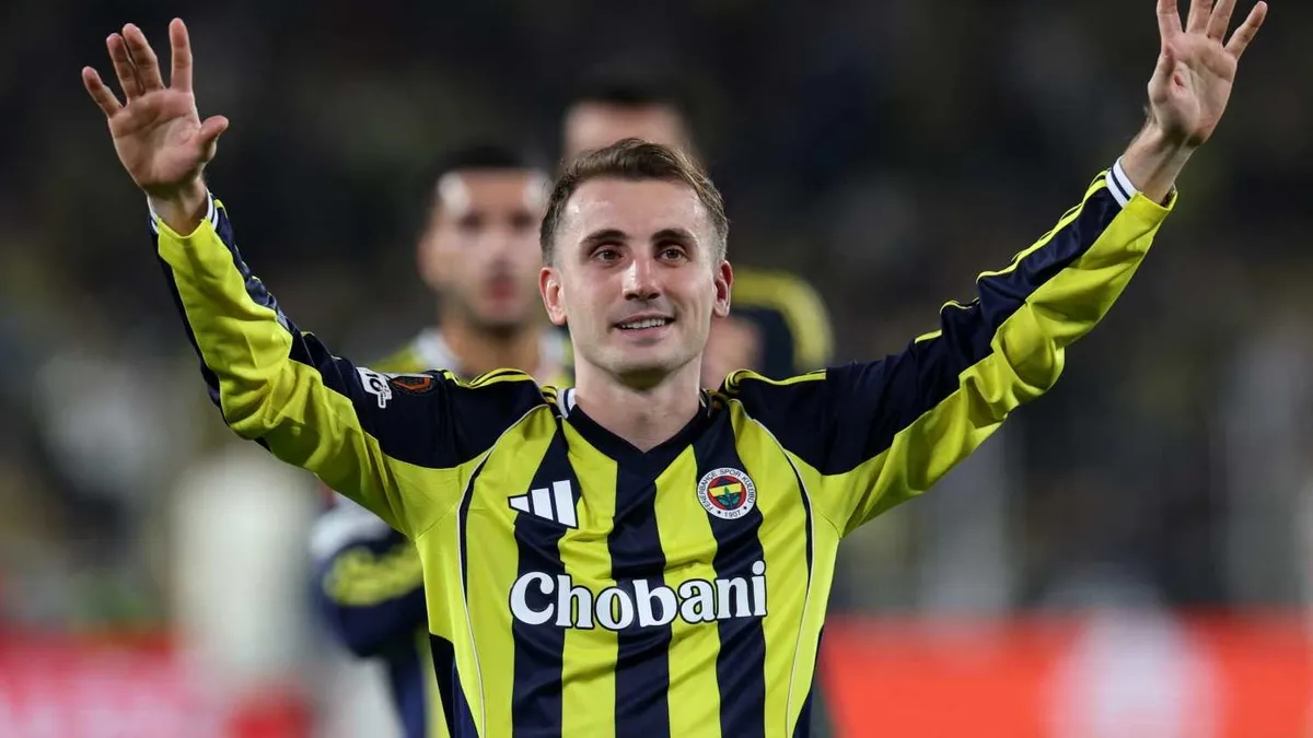 Fenerbahçe'de Kerem Aktürkoğlu'nun babalık sevinci