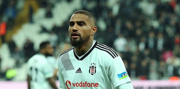 Boateng'in 'sanal mangal' keyfi!