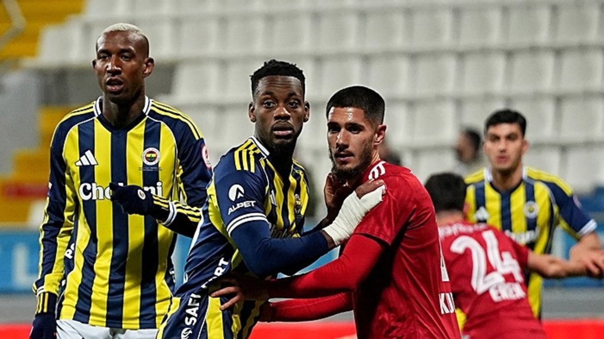 Fenerbahçe’nin penaltısı VAR’dan döndü!