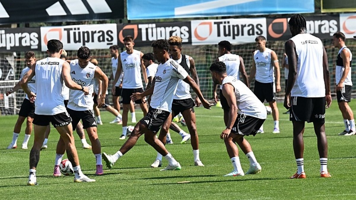 Ole Gunnar Solskjaer'den flaş Orkun Kökçü kararı! İşte Beşiktaş'ın Shakhtar Donetsk maçı muhtemel 11'i Ole Gunnar Solskjaer'den flaş Orkun Kökçü kararı! İşte Beşiktaş'ın Shakhtar Donetsk maçı muhtemel 11'i