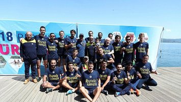 Kürekte de Fenerbahçe