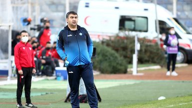 Son dakika: Adana Demirspor'da teknik direktör Ümit Özat istifa etti!