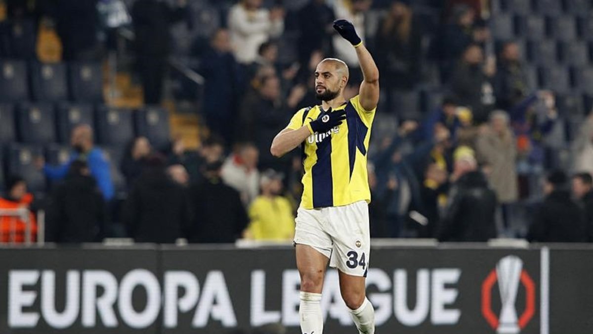 Fenerbahçe'de Amrabat sıkıntısı! Sözleşmesinde... Fenerbahçe'de Amrabat sıkıntısı! Sözleşmesinde...