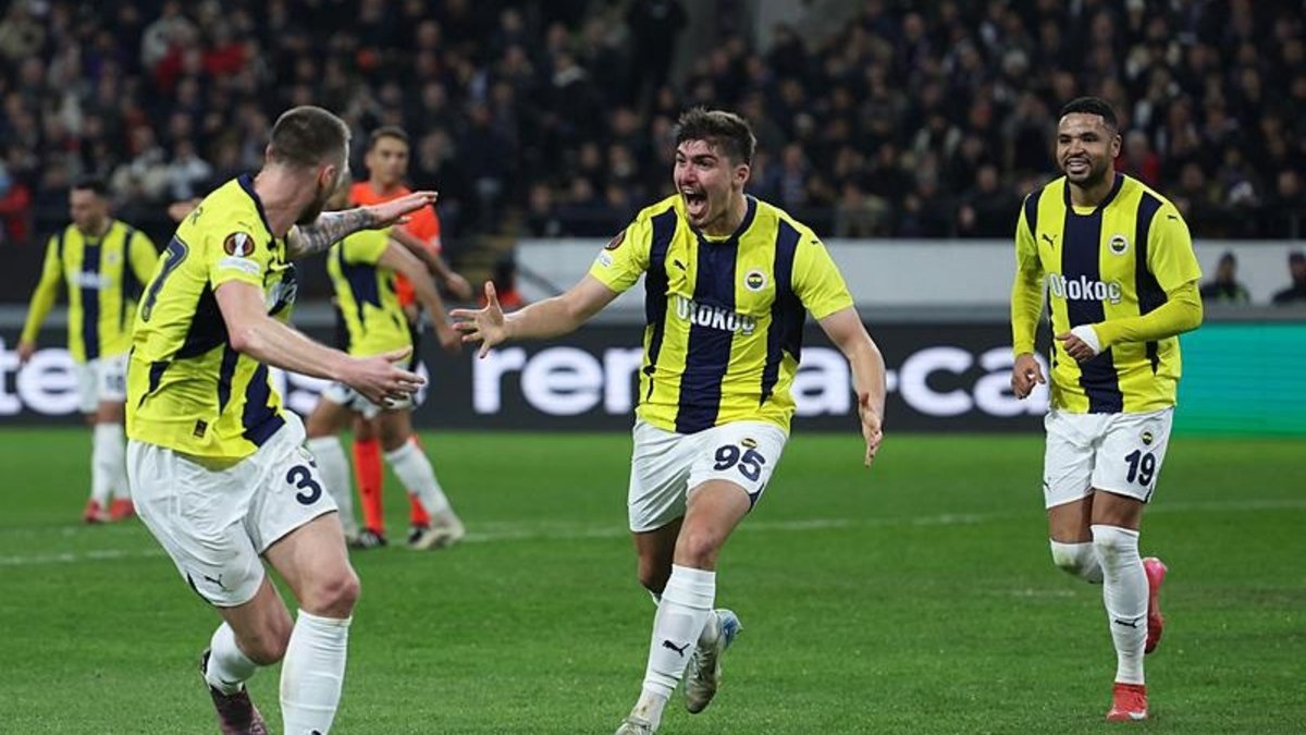 TRANSFER HABERLERİ | Avrupa devleri Fenerbahçe'nin kapısını Yusuf için çalacak! Bonservis bedeli belirlendi TRANSFER HABERLERİ | Avrupa devleri Fenerbahçe'nin kapısını Yusuf için çalacak! Bonservis bedeli belirlendi