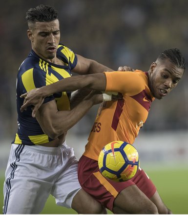 İşte Fenerbahçe-Galatasaray maçından kareler