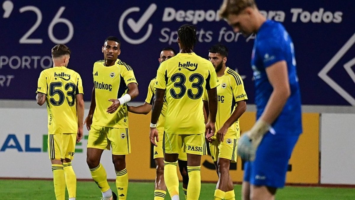 UD Leiria 0-2 Fenerbahçe (MAÇ SONUCU ÖZET) UD Leiria 0-2 Fenerbahçe (MAÇ SONUCU ÖZET)
